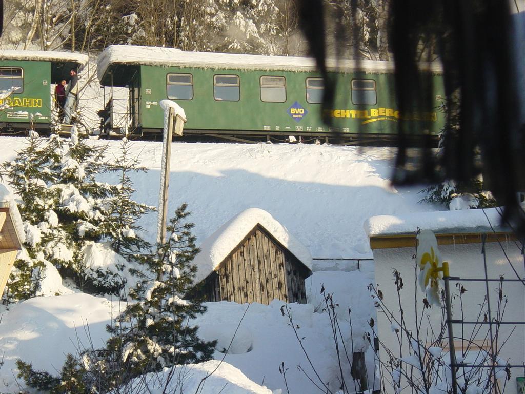 Ferienwohnung Bimmelbahn-Blick Neudorf  Cameră foto