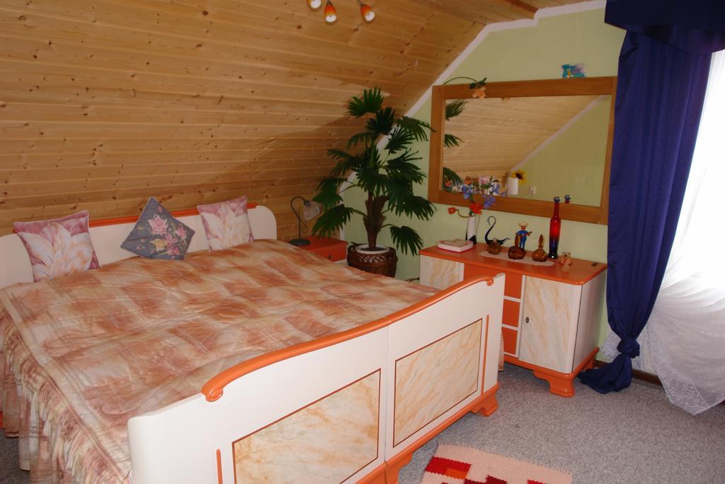 Ferienwohnung Bimmelbahn-Blick Neudorf  Cameră foto
