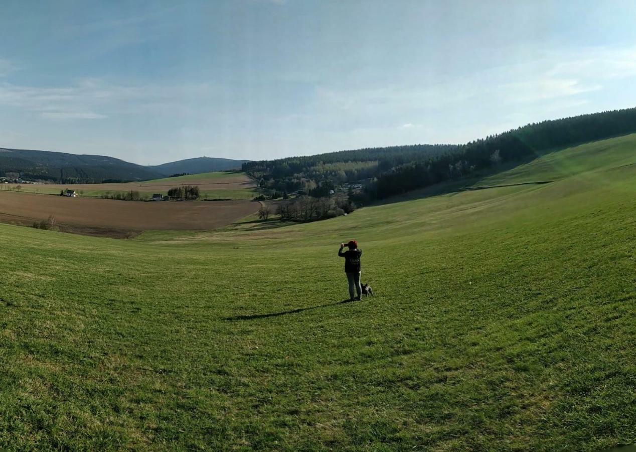 Ferienwohnung Bimmelbahn-Blick Neudorf  Exterior foto